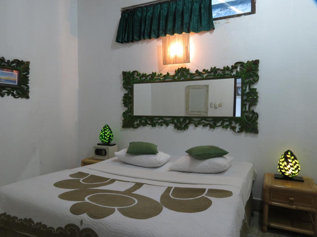 Lemon House Hostel Padangbai  Ngoại thất bức ảnh